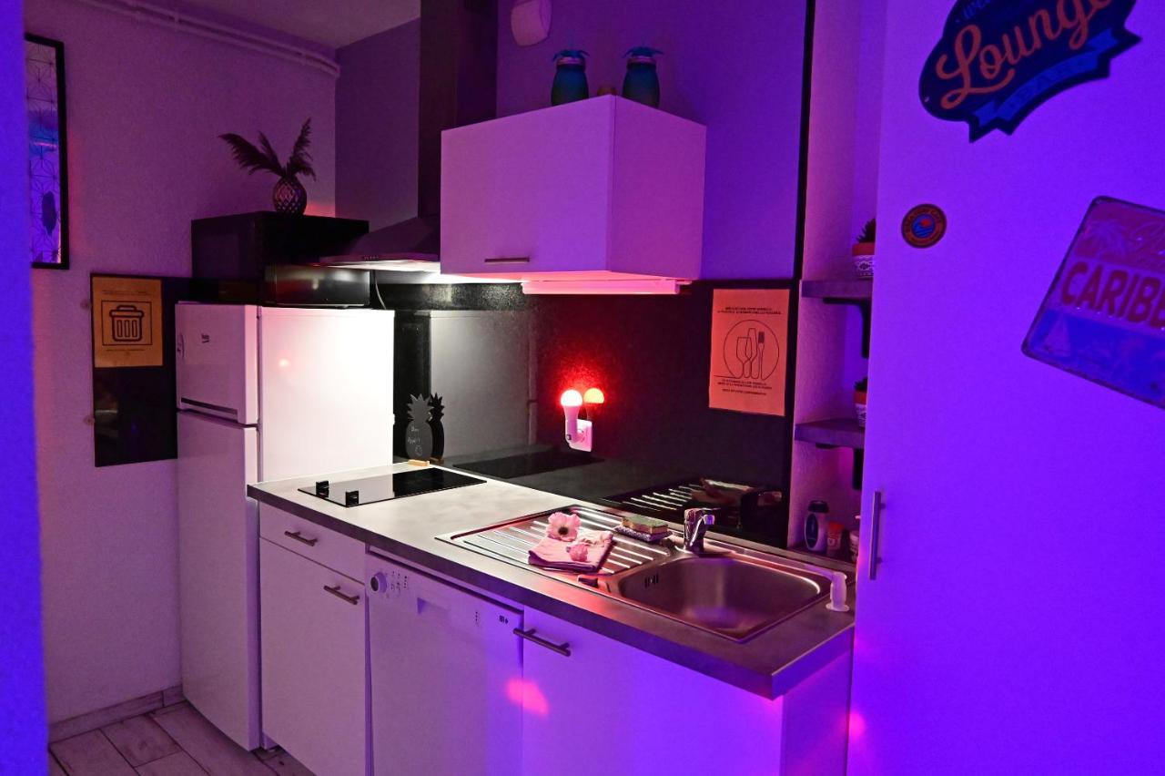Luxe Sauna Privatif Et Grand Bain Jacuzzi A Deux A Biscarosse Plage Pour Nuit Romantique Avec Decoration Led Et Bougies Бискаррос Экстерьер фото